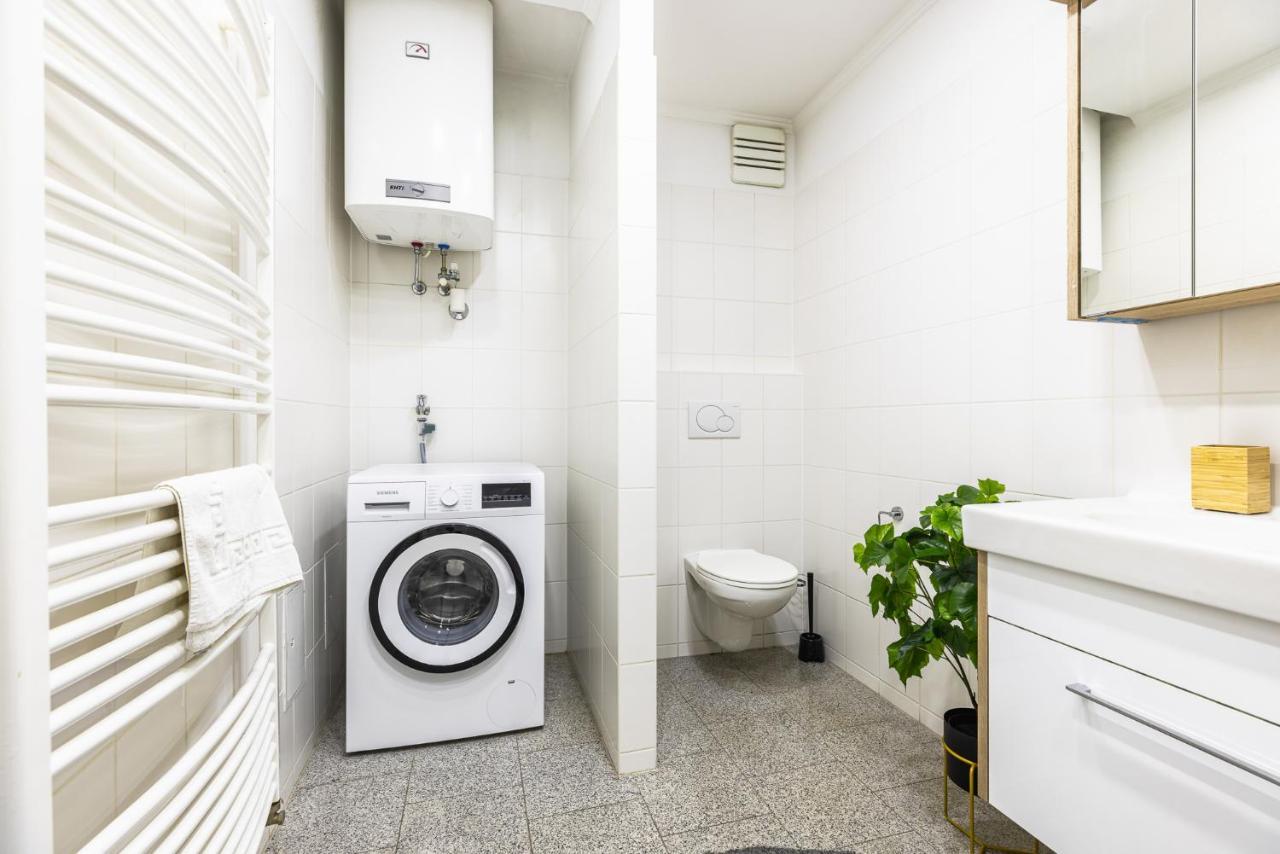 Live Centrally In A Spacious And Modern Apartment In Vienna Exterior photo